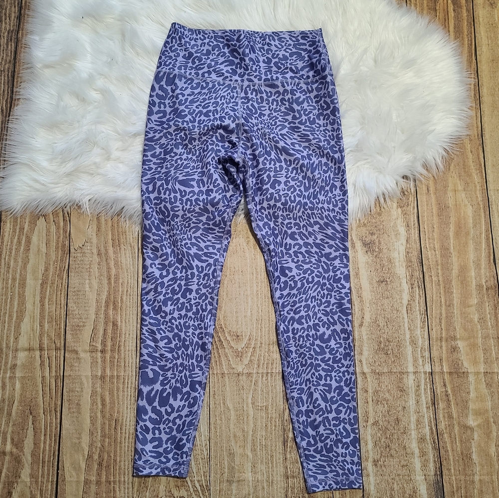 Scorpio sol purple leopard print leggings